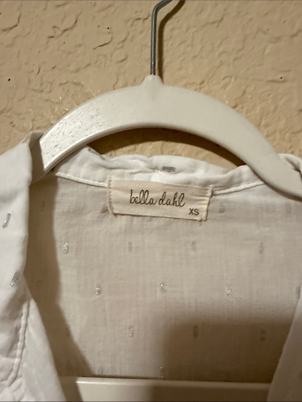 Bella Dahl White Dotted Lightweight Button-Down Shirt - Picture 2 of 3